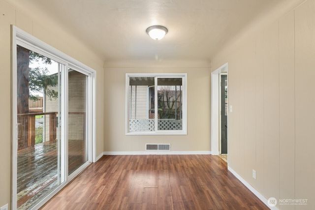 2502 N Lafayette Avenue, Bremerton, WA 98312