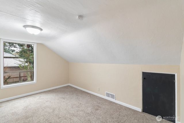 2502 N Lafayette Avenue, Bremerton, WA 98312