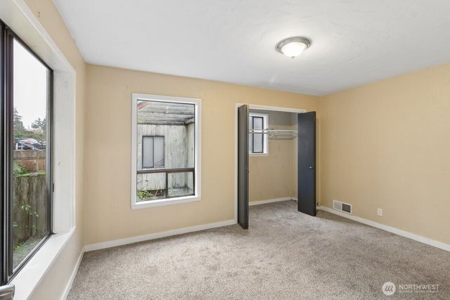 2502 N Lafayette Avenue, Bremerton, WA 98312