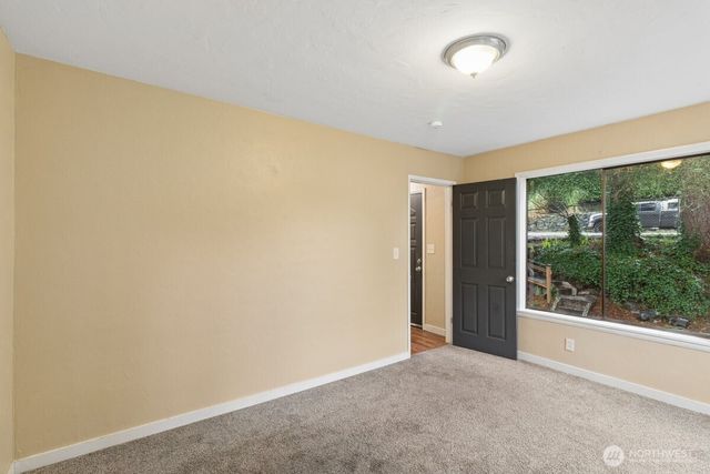 2502 N Lafayette Avenue, Bremerton, WA 98312