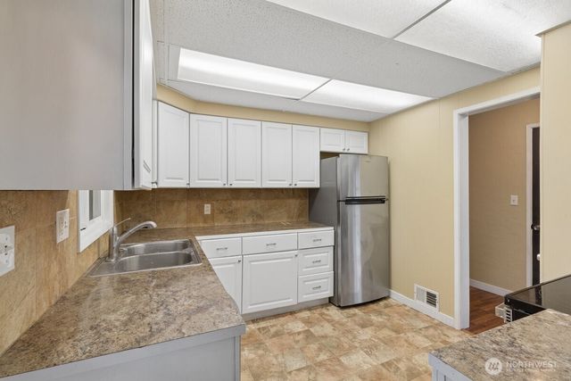 2502 N Lafayette Avenue, Bremerton, WA 98312