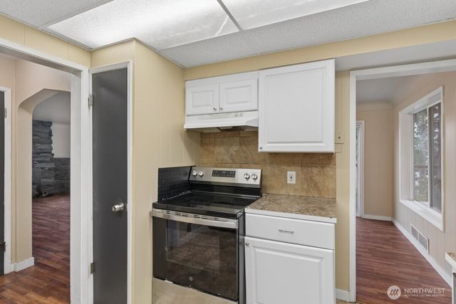 2502 N Lafayette Avenue, Bremerton, WA 98312