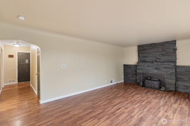 2502 N Lafayette Avenue, Bremerton, WA 98312