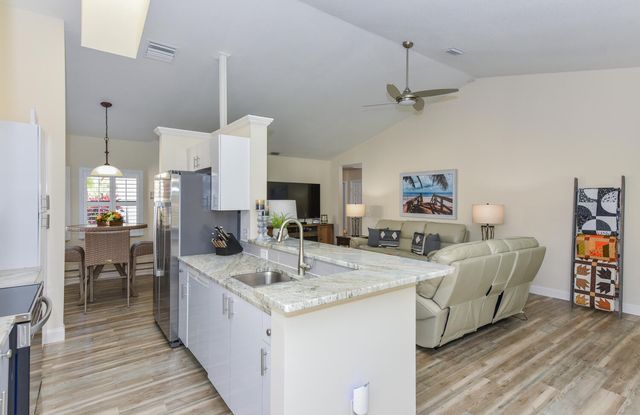 438 SW Jefferson Circle, Port St. Lucie, Port St Lucie, FL 34986