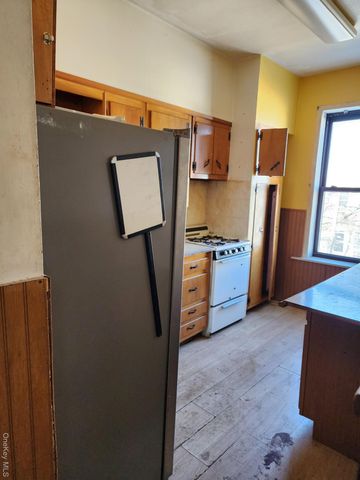 6161 Eliot Avenue, Middle Village, NY 11379