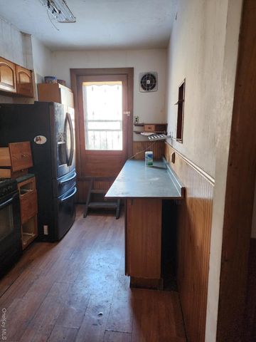 6161 Eliot Avenue, Middle Village, NY 11379