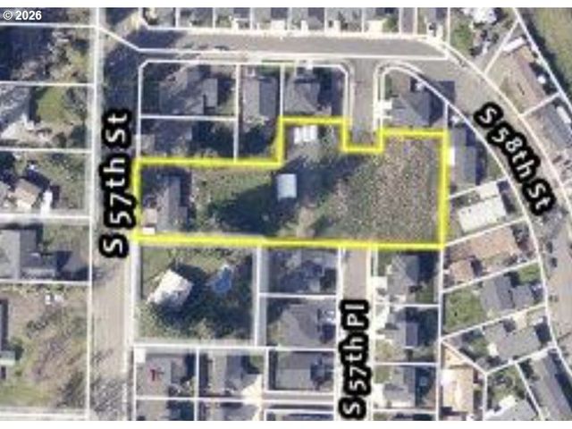 855 S 57TH St, Springfield, OR 97478