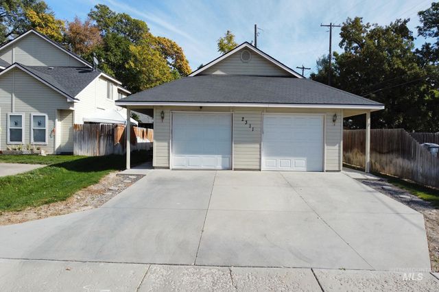 2311 S Ohio Ave, Caldwell, ID 83605 property photo