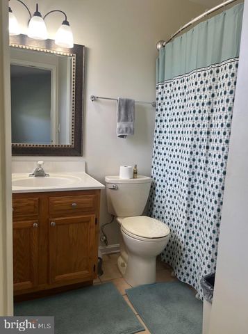 300 BEVERLEY PL, Edgewater, MD 21037