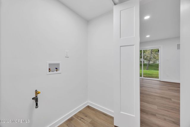 8 Jennings Court, Freehold, NJ 07728