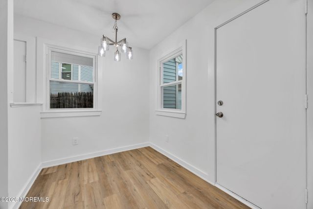 8 Jennings Court, Freehold, NJ 07728