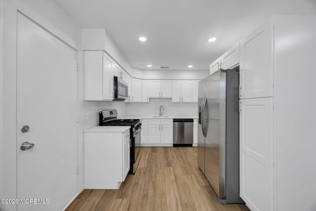 8 Jennings Court, Freehold, NJ 07728