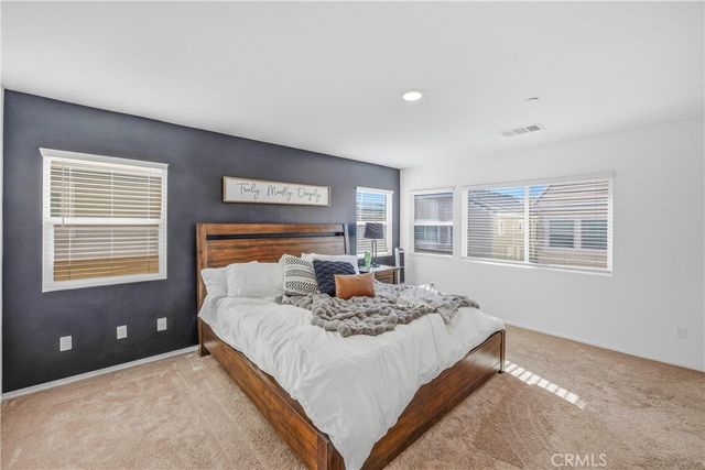 925 Bluebell Way, Beaumont, CA 92223