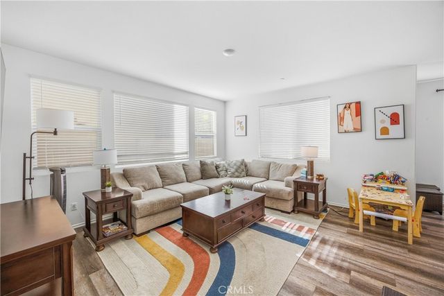 925 Bluebell Way, Beaumont, CA 92223