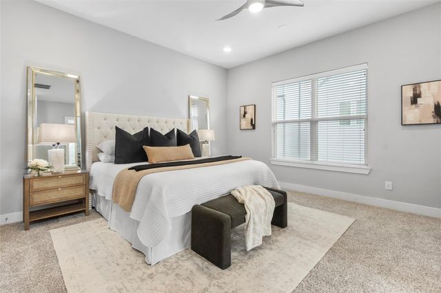 8409 Hempstead Road H, Houston, TX 77008