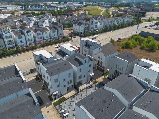 8409 Hempstead Road H, Houston, TX 77008