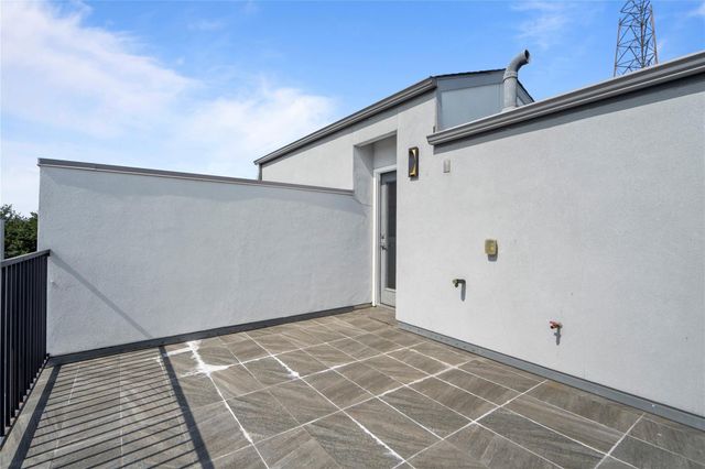 8409 Hempstead Road H, Houston, TX 77008