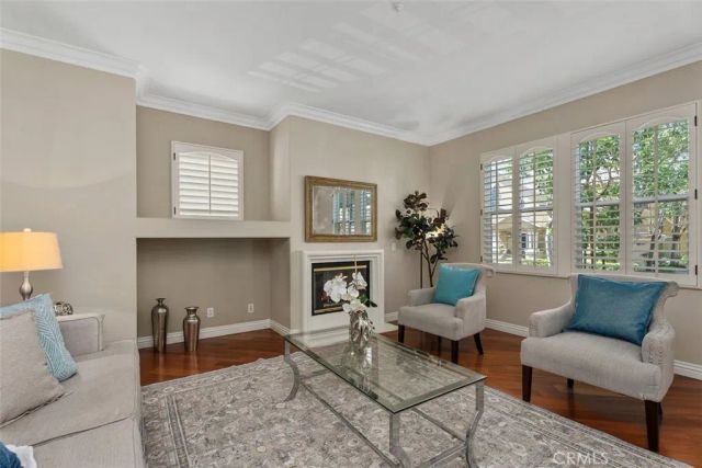 44 Burlingame, Irvine, CA 92602