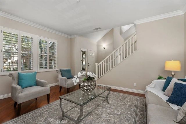 44 Burlingame, Irvine, CA 92602