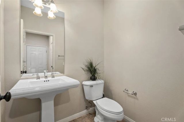44 Burlingame, Irvine, CA 92602