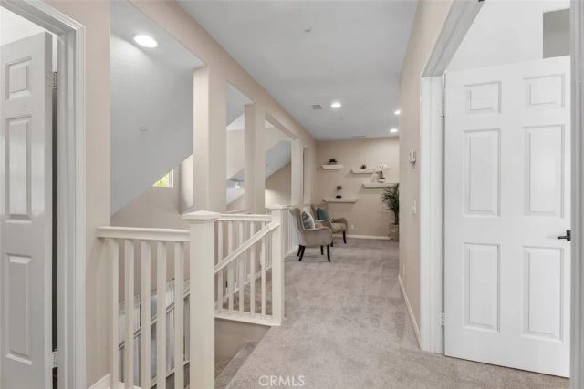 44 Burlingame, Irvine, CA 92602
