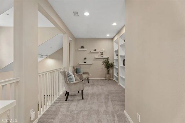 44 Burlingame, Irvine, CA 92602