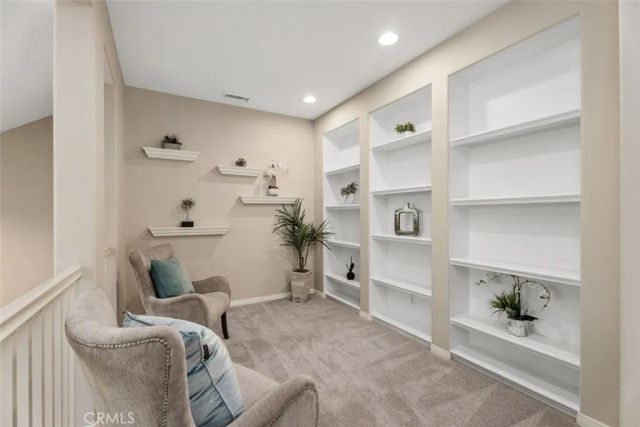 44 Burlingame, Irvine, CA 92602