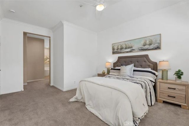 44 Burlingame, Irvine, CA 92602
