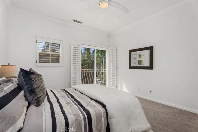 44 Burlingame, Irvine, CA 92602