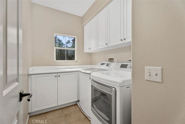 44 Burlingame, Irvine, CA 92602