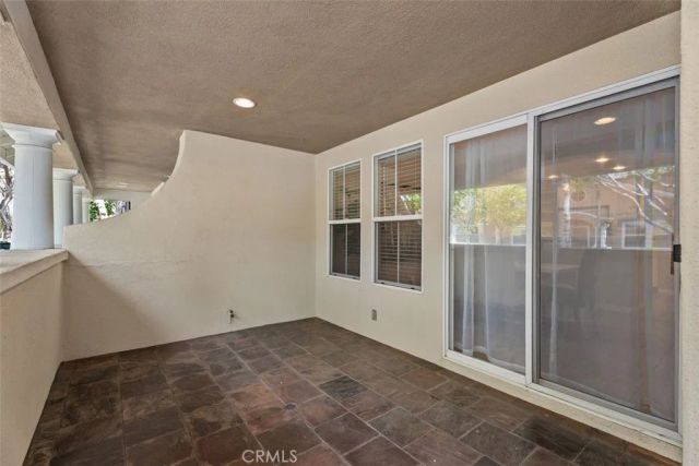 44 Burlingame, Irvine, CA 92602