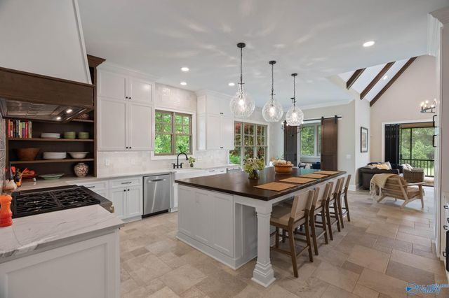 50 McMullen Lane, Gurley, AL 35748