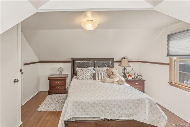 597 Seminole Road, Franklin Square, NY 11010