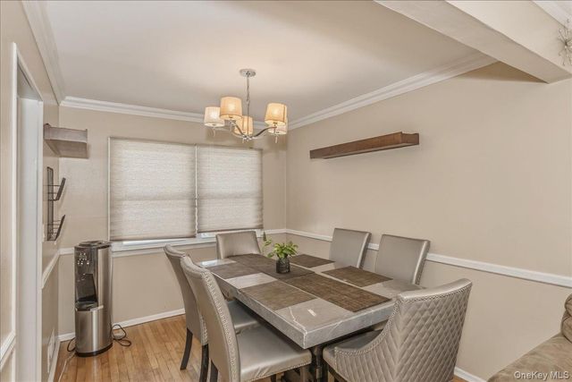 597 Seminole Road, Franklin Square, NY 11010