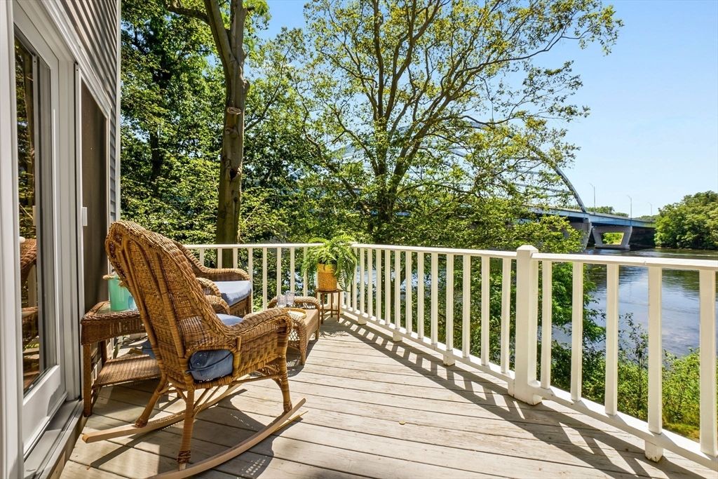18 Hawkswood Ests 18, Amesbury, MA 01913