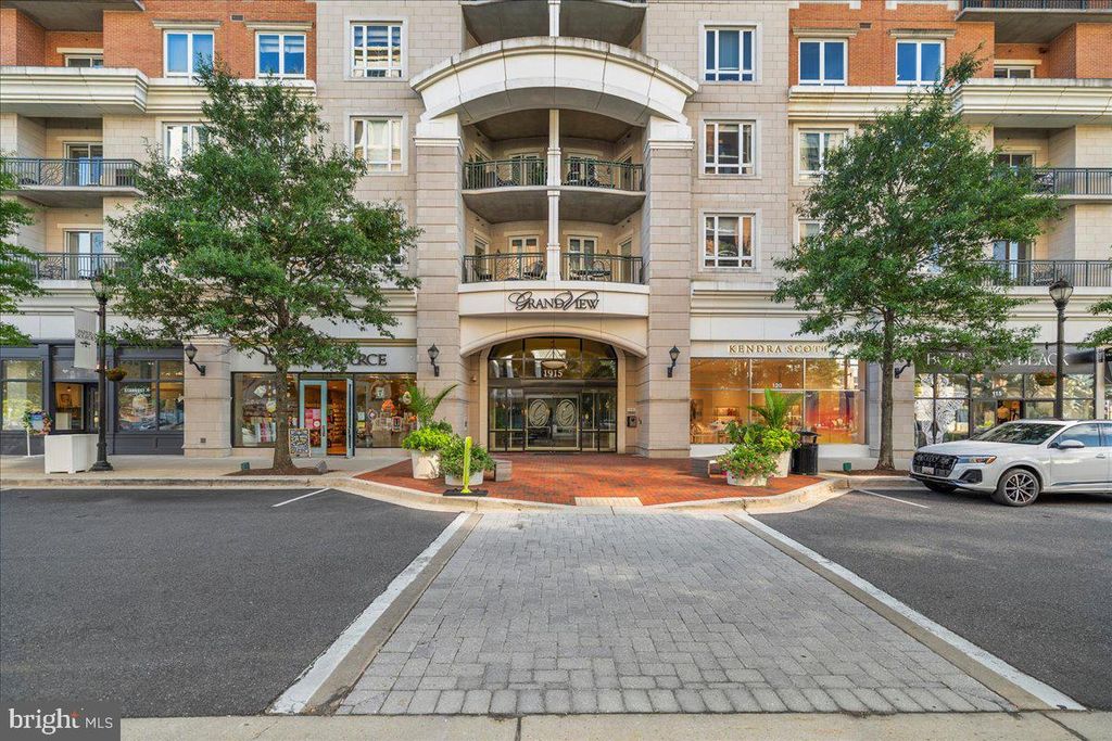 Image 2 of property listing at 1915 TOWNE CENTRE BLVD #1014, Annapolis, MD 21401