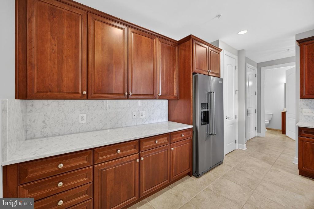 Image 23 of property listing at 1915 TOWNE CENTRE BLVD #1014, Annapolis, MD 21401