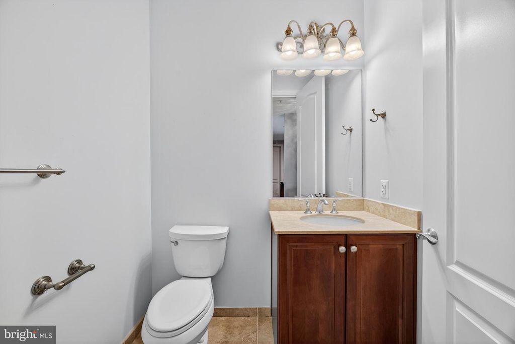 Image 27 of property listing at 1915 TOWNE CENTRE BLVD #1014, Annapolis, MD 21401