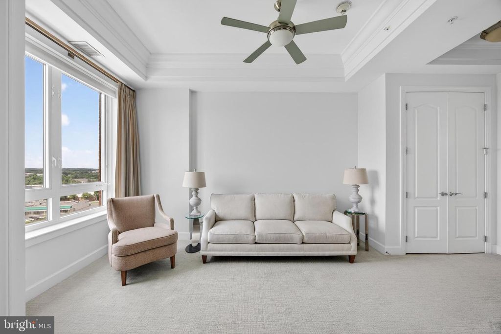 Image 38 of property listing at 1915 TOWNE CENTRE BLVD #1014, Annapolis, MD 21401