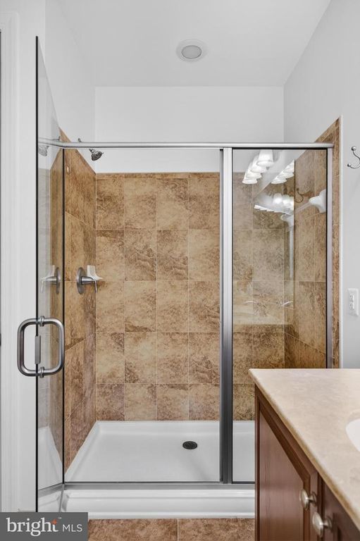 Image 43 of property listing at 1915 TOWNE CENTRE BLVD #1014, Annapolis, MD 21401