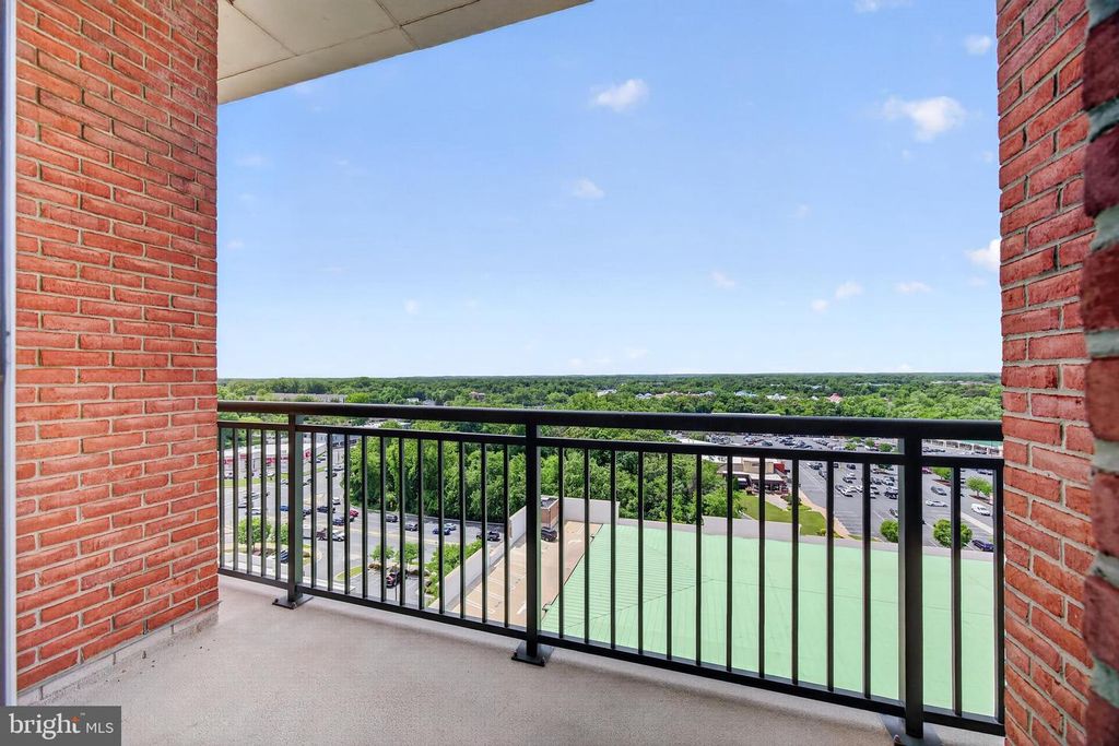 Image 44 of property listing at 1915 TOWNE CENTRE BLVD #1014, Annapolis, MD 21401