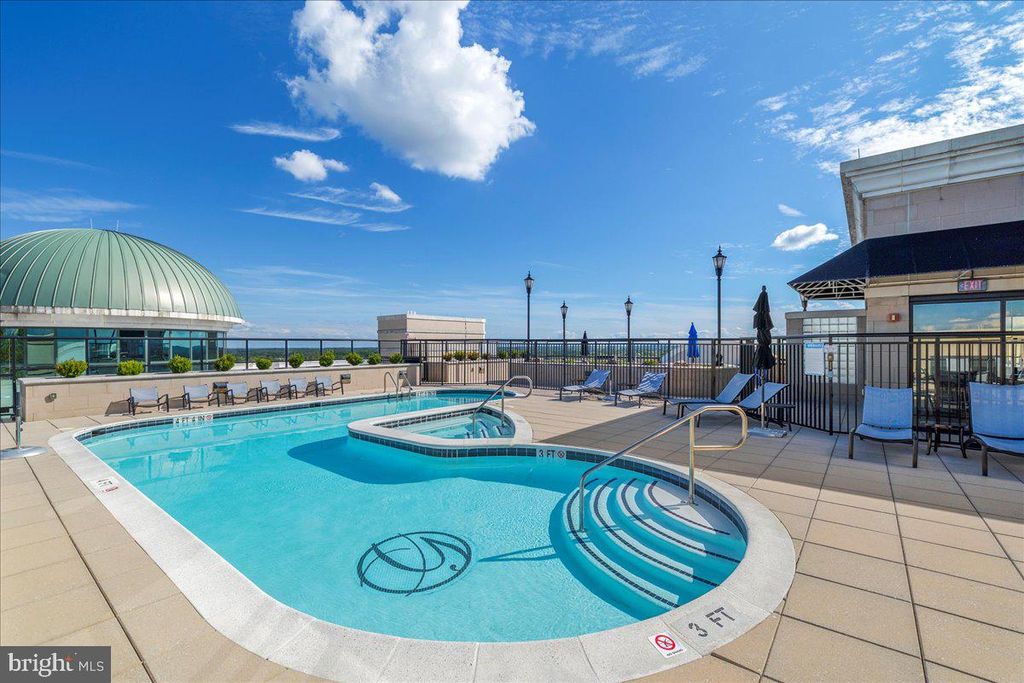 Image 49 of property listing at 1915 TOWNE CENTRE BLVD #1014, Annapolis, MD 21401