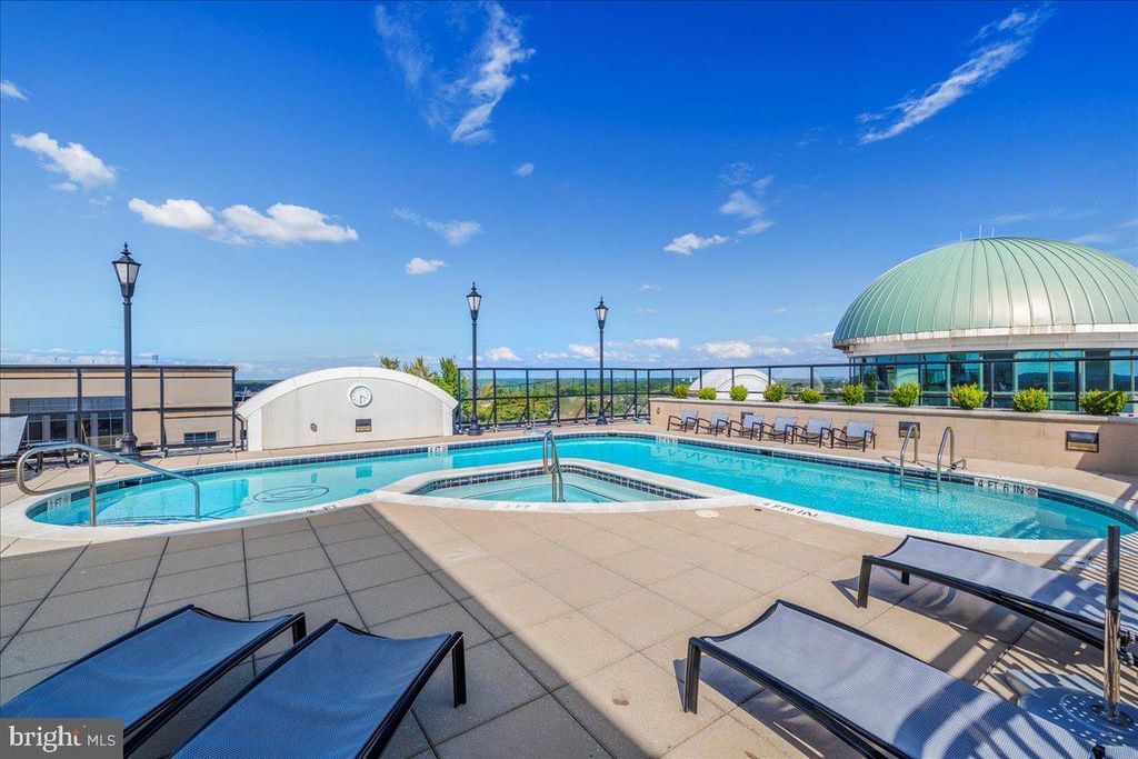 Image 50 of property listing at 1915 TOWNE CENTRE BLVD #1014, Annapolis, MD 21401