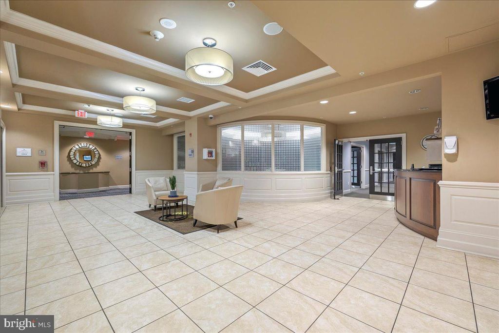 Image 57 of property listing at 1915 TOWNE CENTRE BLVD #1014, Annapolis, MD 21401