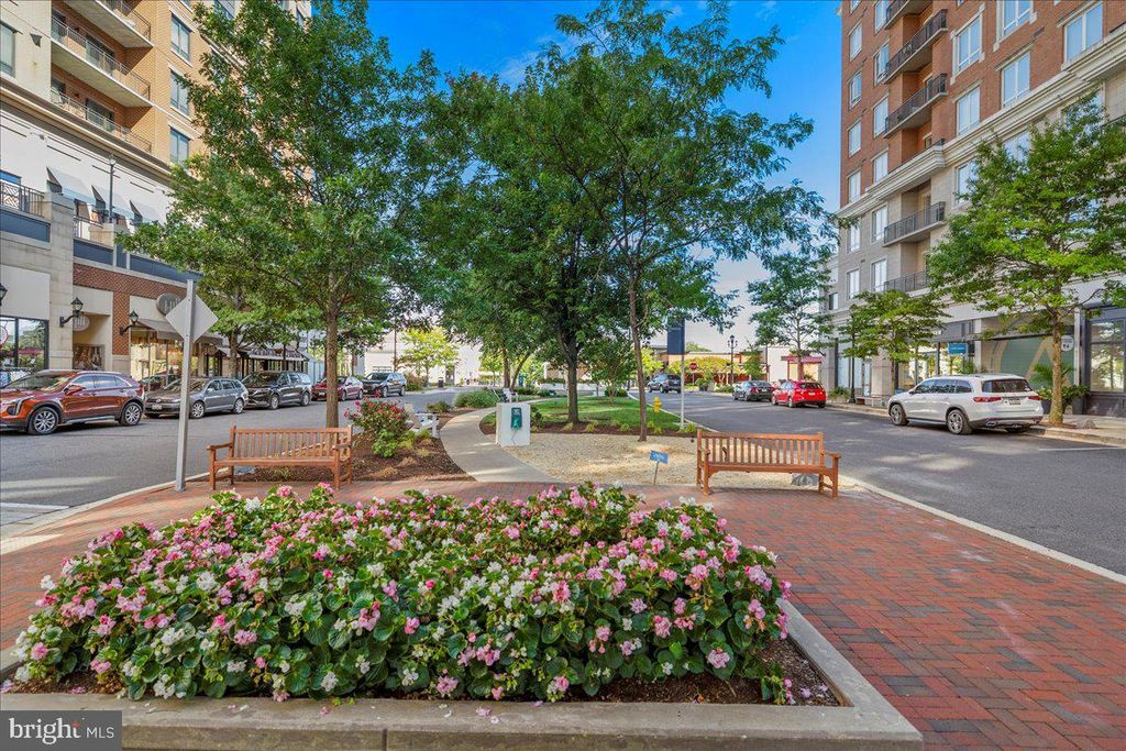 Image 58 of property listing at 1915 TOWNE CENTRE BLVD #1014, Annapolis, MD 21401