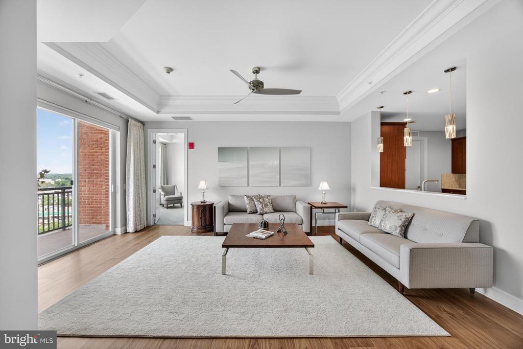 Image 8 of property listing at 1915 TOWNE CENTRE BLVD #1014, Annapolis, MD 21401