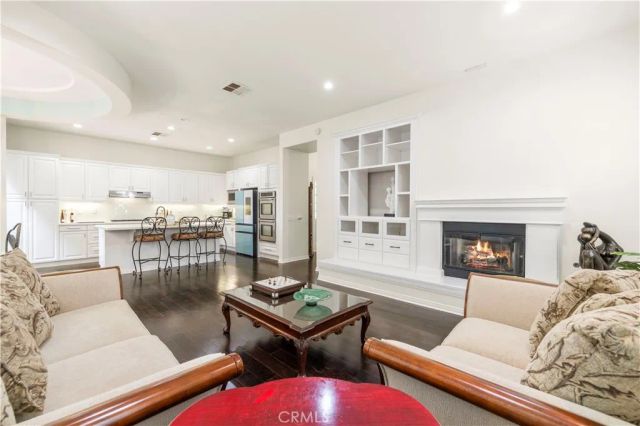 27152 Mariner Way, Valencia, CA 91355