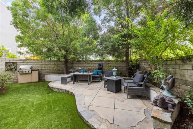 27152 Mariner Way, Valencia, CA 91355