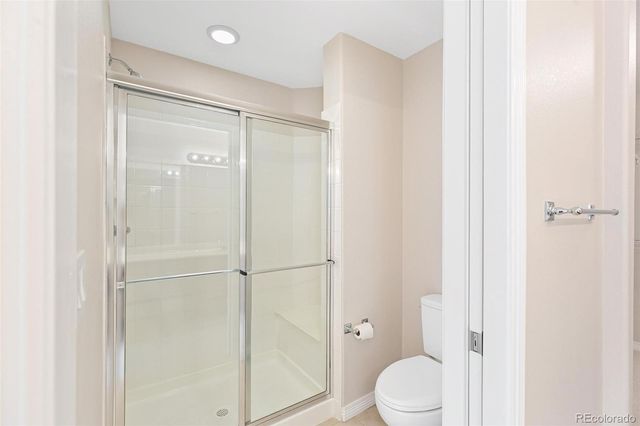 1996 S Espana Court B, Aurora, CO 80013