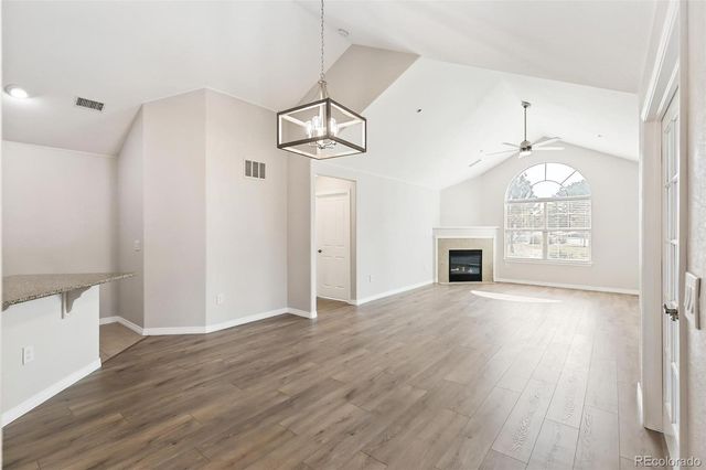 1996 S Espana Court B, Aurora, CO 80013